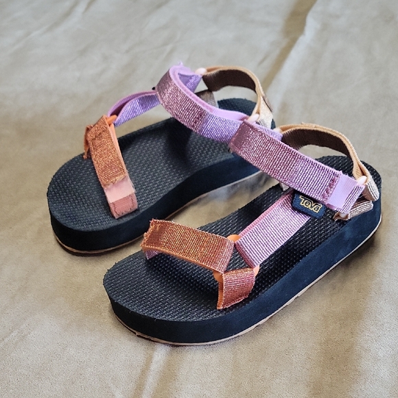Teva Multicolor Midform Universal Metallic Shiny Strappy Sandals Youth Size 12 - Picture 3 of 13